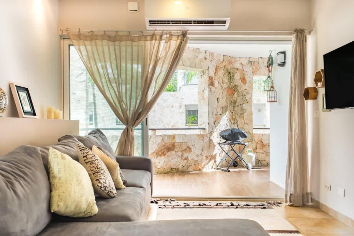 Сasa de vacaciones Chic Playa Retreat In Gated Community!