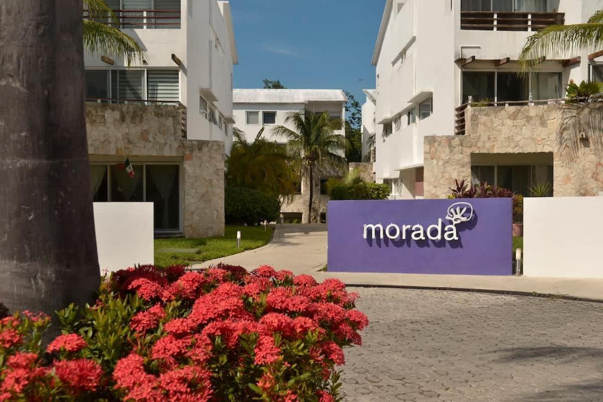 Chic Playa Retreat In Gated Community! Сasa de vacaciones