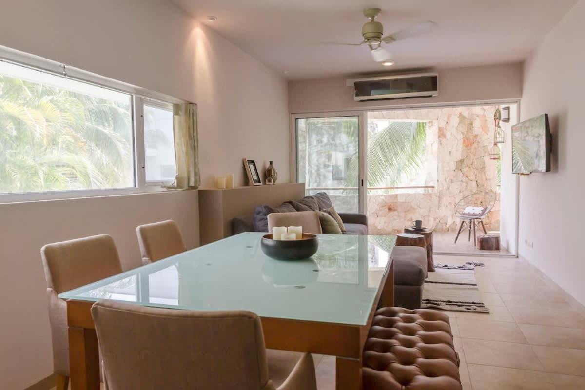 Chic Playa Retreat In Gated Community! Сasa de vacaciones